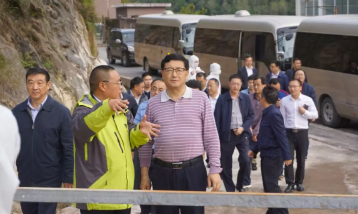 堯斯丹副省長(zhǎng)一行專(zhuān)訪巴山牧業(yè)