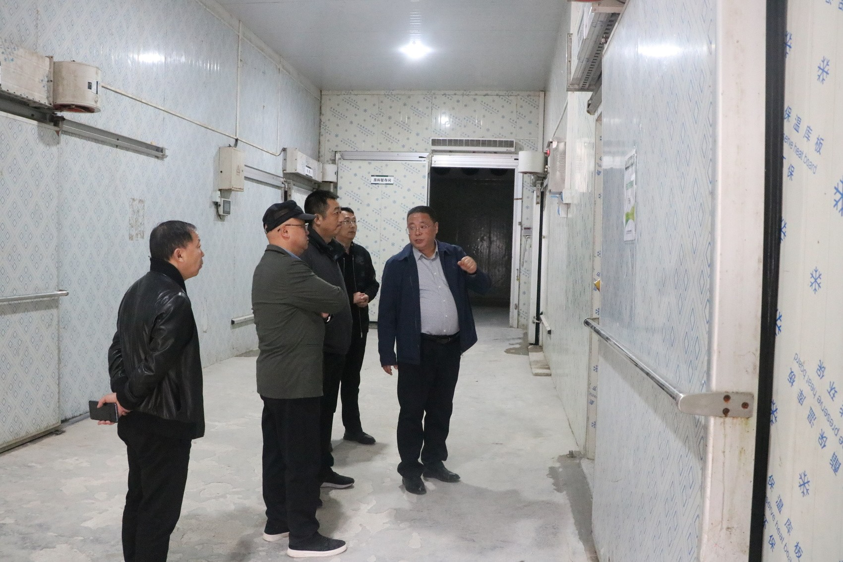 四川省市場監管局認檢監管處一行到巴山牧業檢查指導認證監管工作